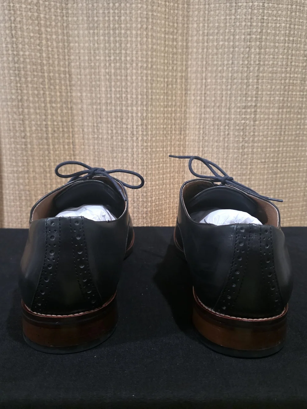 Johnston & Murphy Men’s Black Cap-Toe Oxford Dress Shoes